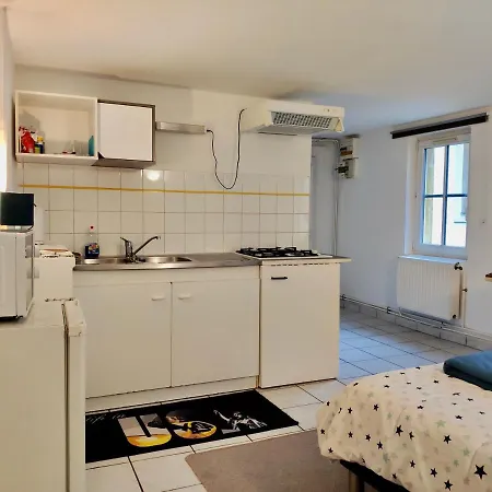 Boulevard Maginot Apartment *